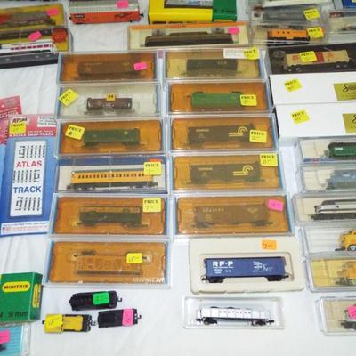 MANY TRAIN MODELS INCLUDING •	2 - LEHMAN-GROSS-BAHN G SCALE TRAINS AND OTHER BRANDS INCLUDE HORNBY, LIONEL, WALTHER, AMERICAN FLYER,...
