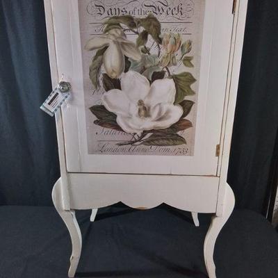 MAGNOLIA CABINET