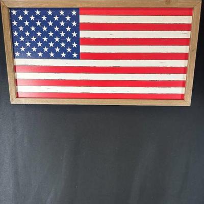 HANGING WOODEN AMERICAN FLAG