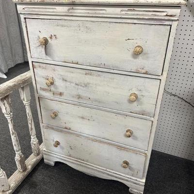 WHITE DISTRESSED CHIPPY DRESSER