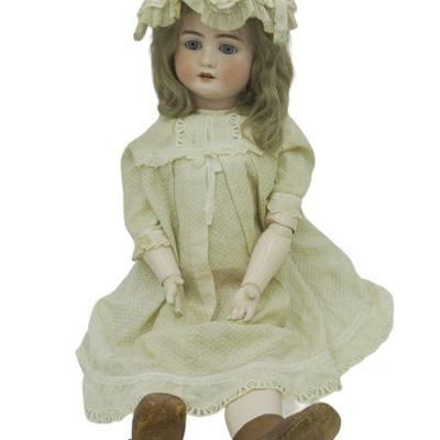 ANTIQUE GERMAN K.H. DOLL 27"