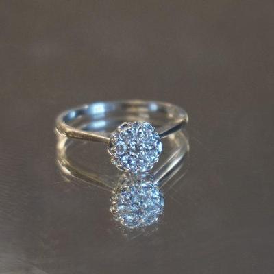 LADIES ESTATE 14K DIAMOND RING SIZE 8 1/2