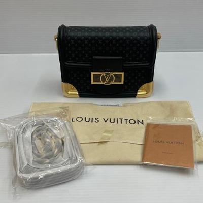 #1834 • New!!! Louis Vuitton Crossbody Bag
