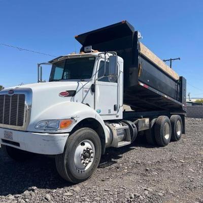 #135 • 2013 Peterbilt 348
