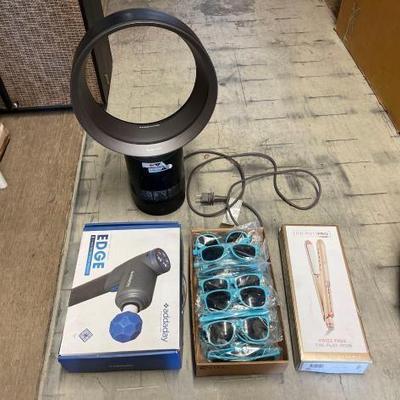 #4090 • Massager, Glasses, Flat Iron & Fan
