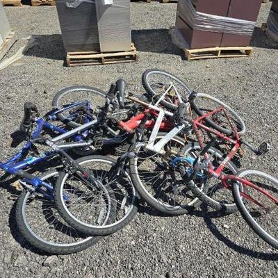 #80316 • (5) Bicycles
