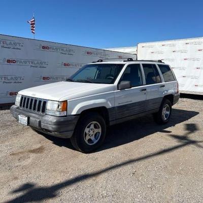 #285 • 1998 Jeep Grand Cherokee
