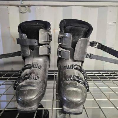 #4028 • Dalbello Snowboard Boots
