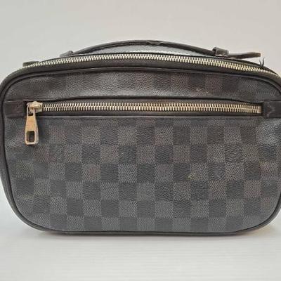 #1832 • Louis Vuitton Leather Waist Bag
