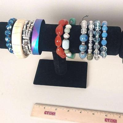 Bracelets Collection 17 Pieces Various Makers And Materials