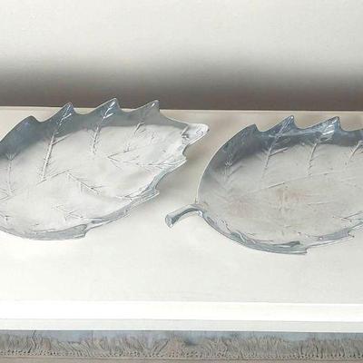 Mariposa Silver Leaf Plates