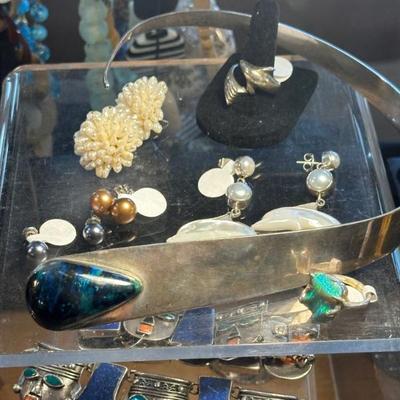 Opal on sterling wave necklace band