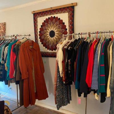 Ladies Mens Clothing Coldwater Creek, Lands End, LL Bean, Talbots, Eddie Bower, Calvin Klein, Levi