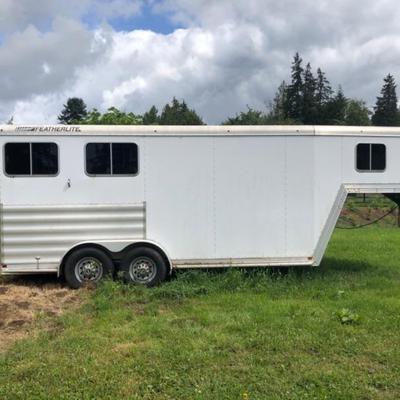 17’ Featherlite “Goose Neck” Horse Trailer - Model 8541