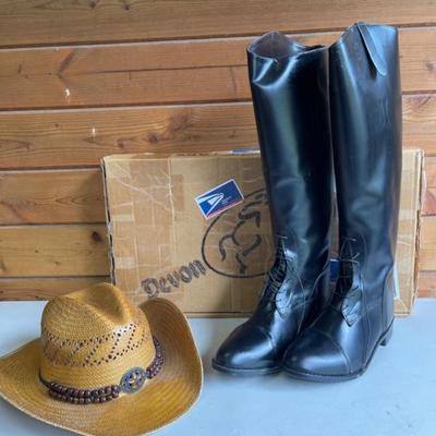 Devon Aire Field Boots 11.5 R and Double SS Hat