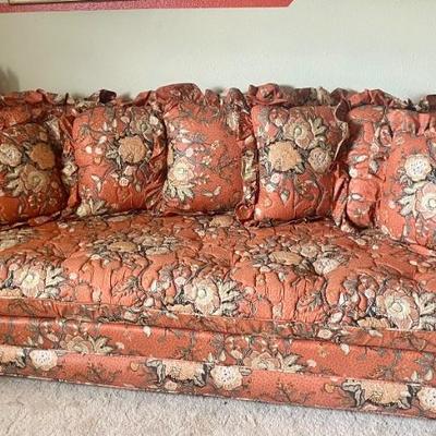 Excellent condition retro grand millennial sleeper sofa