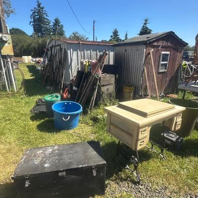 Yard sale photo in Scio, OR