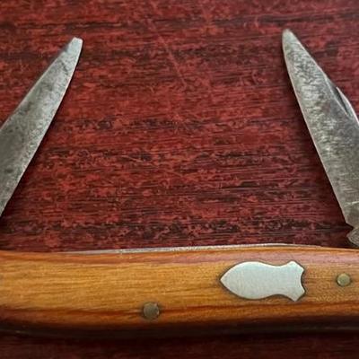 Vintage Remington 2-blade Wood Handle Pocket Knife ( As Is )