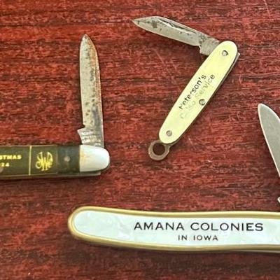 (3) Vintage Pocket Knives - Christmas 1924, Peterson's & Amana Colonies Mother Of Pearl 
