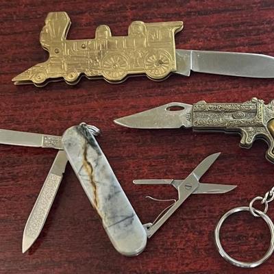 (3) Souvenir Pocket Knives - Camillus, Train, & 1830 Winchester Keychain 