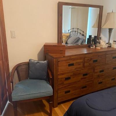 Estate Sale By Olga in Clark, NJ 2024