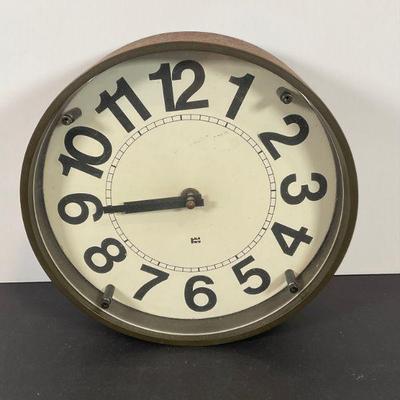 MCM Style Round Clock