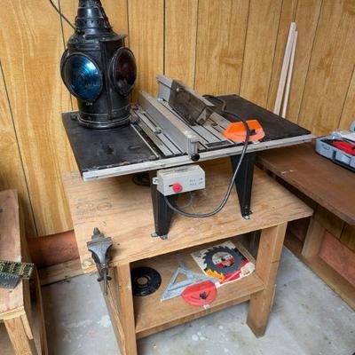Table Saw (and signal light)
