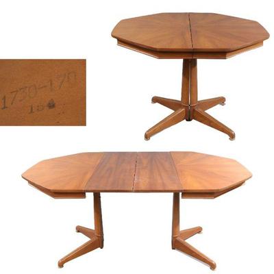 Richardson octagonal dining table