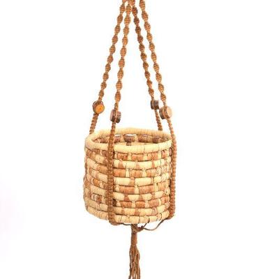 MCM Macrame hanging planter