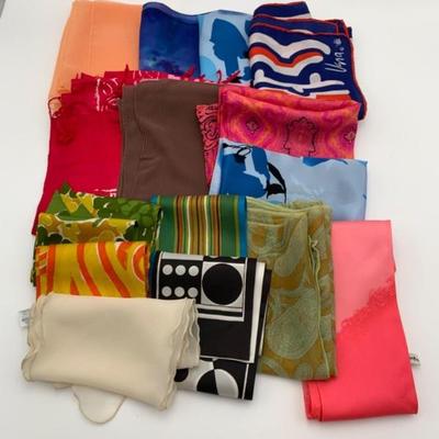 1960s & 1970s Scarves - Groovy Silk/Vera