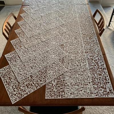 Chilewich Table Runners & Placemats - Great Style & Easy Care