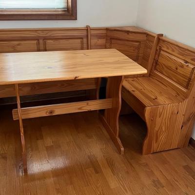 Banquette dining