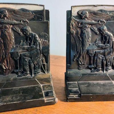 1925 Bronze bookends The Emancipator. Abraham Lincoln