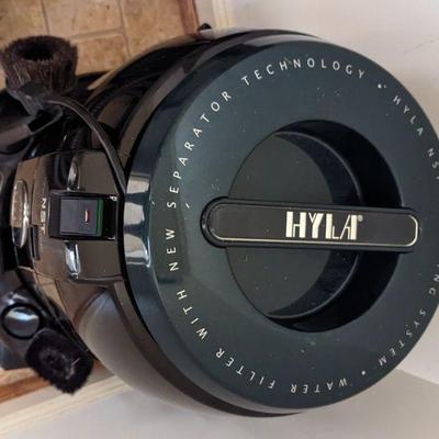 HYLA vacuum