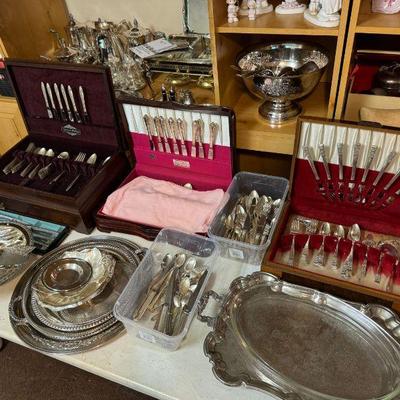 Many silver pieces.