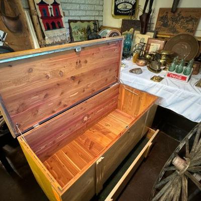 Vintage cedar chest with blanket drawer.