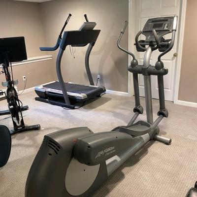 Life Fitness Club Series Elliptical 