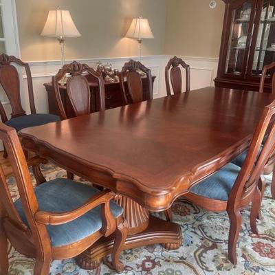 American Drew/Bob Mackie Double Pedestal Table and 8 upholstered American Drew/Bob Mackie Splat Back 6 side chairs, 2 arm chairs