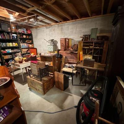 Estate sale photo