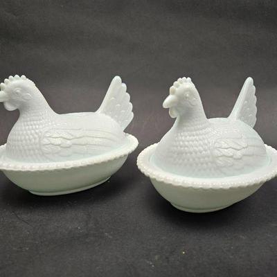 Twin hens