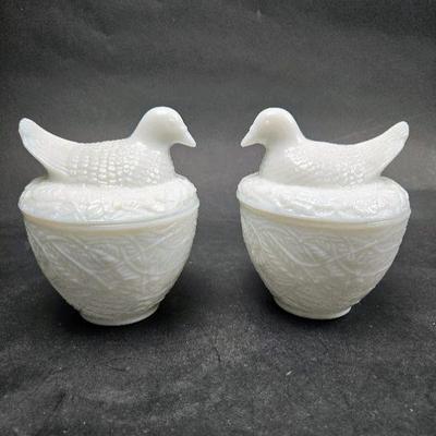 milk glass 