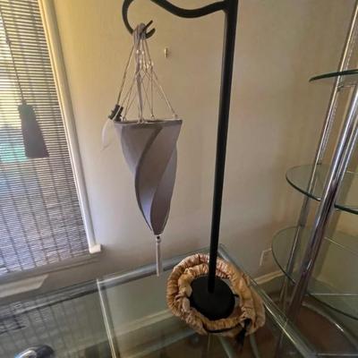 floor lamp