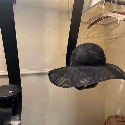 hat