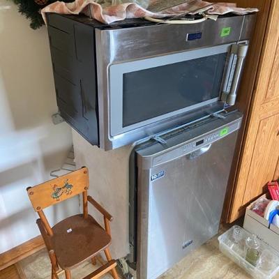 Microwave an under the counter dish washer