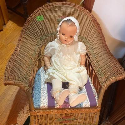 Child/doll wicker rocker