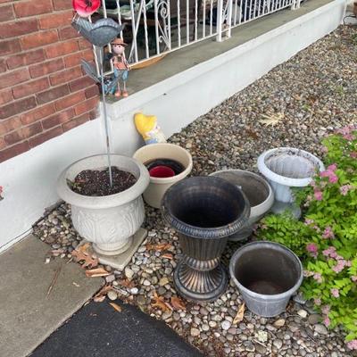Plastic planters