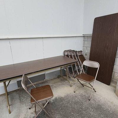 NVN007 - Folding Tables and Chairs 