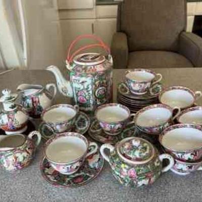 NVN183- Beautiful Rose Medallion Porcelain Tea Set