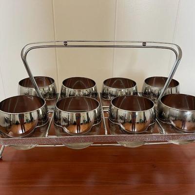 NVN068- Rolly Polly (8) Piece Glass Set In Silver Tone Metal Caddy