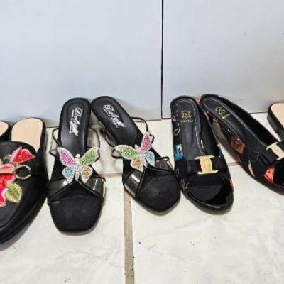 NVN054-4 Pairs Of Women's Shoes